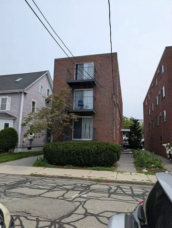 33 Homer Ave #7, Cambridge, MA 02138