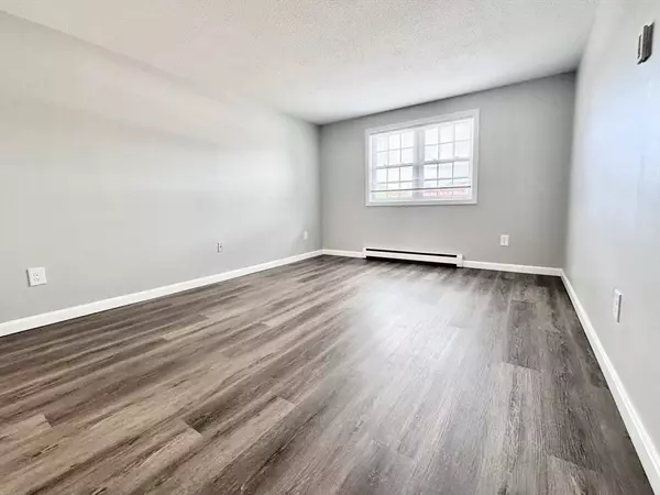 Arlington, MA 02476,11 Old Colony Ln #12