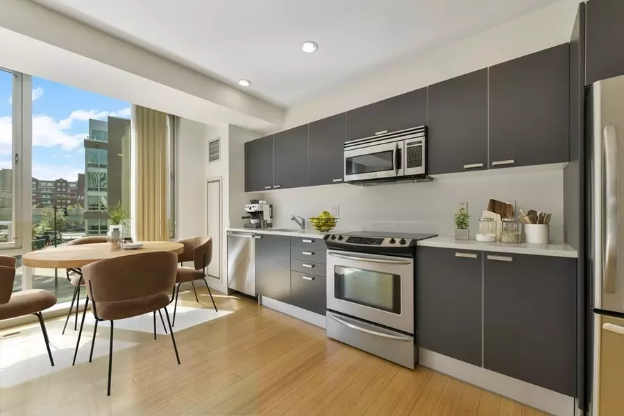 2 Earhart Street #324, Cambridge, MA 02141