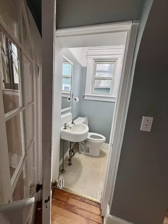 Southbridge, MA 01550,152 Chapin