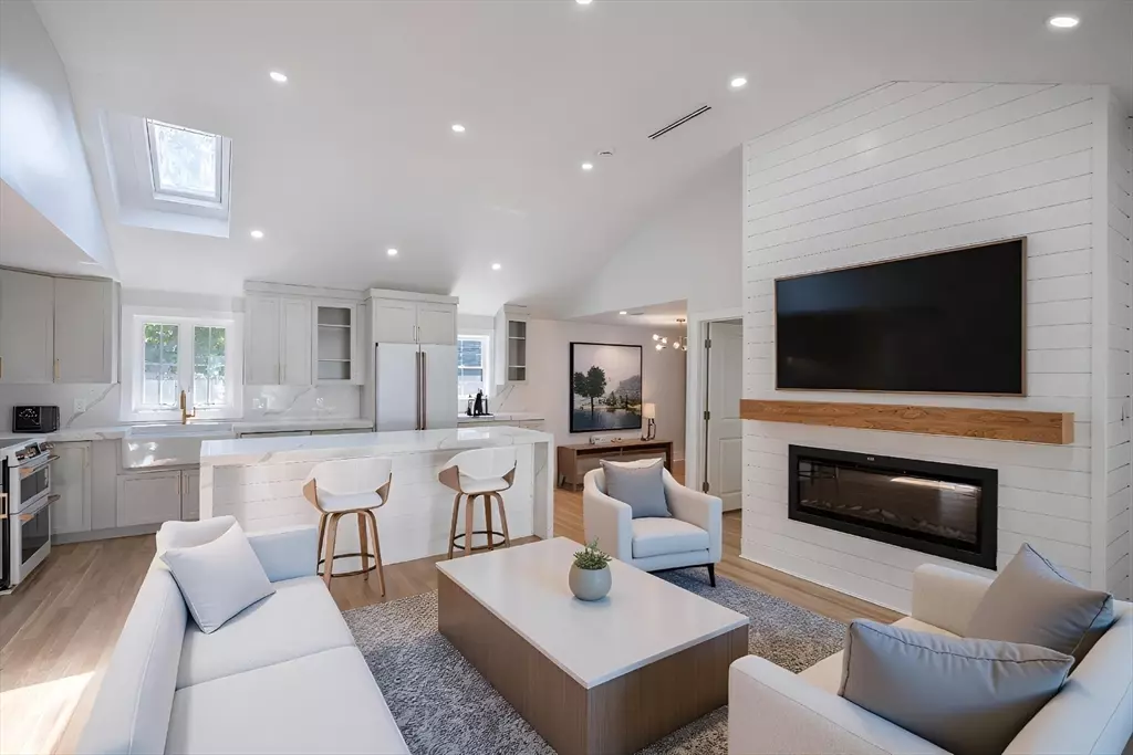 Arlington, MA 02474,8 Teresa Circle