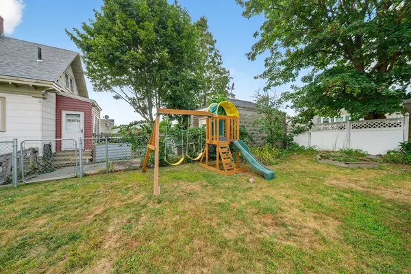 New Bedford, MA 02740,417 Maxfield St