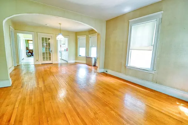 Lawrence, MA 01841,749-751 Riverside Drive