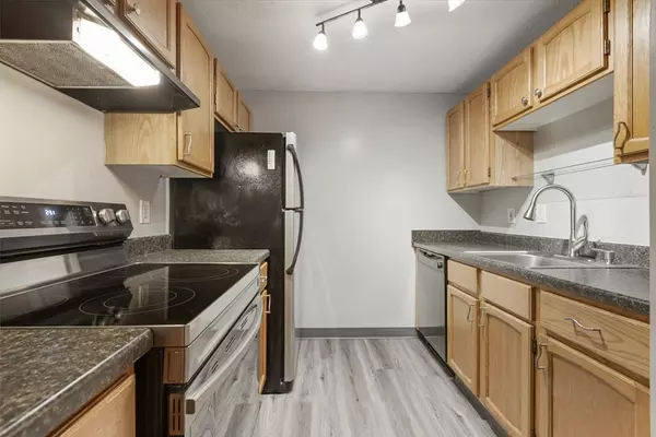 Northbridge, MA 01588,118 Heritage Dr #118