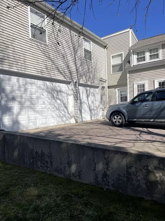 Rockland, MA 02370,206-208 Hingham Street