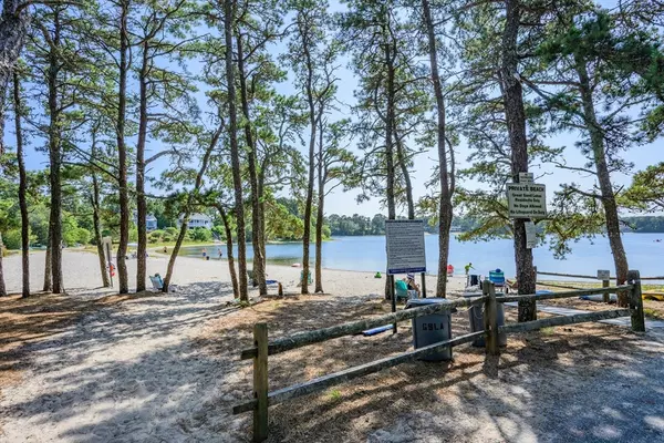 Harwich, MA 02645,26 Pleasant Park Cir