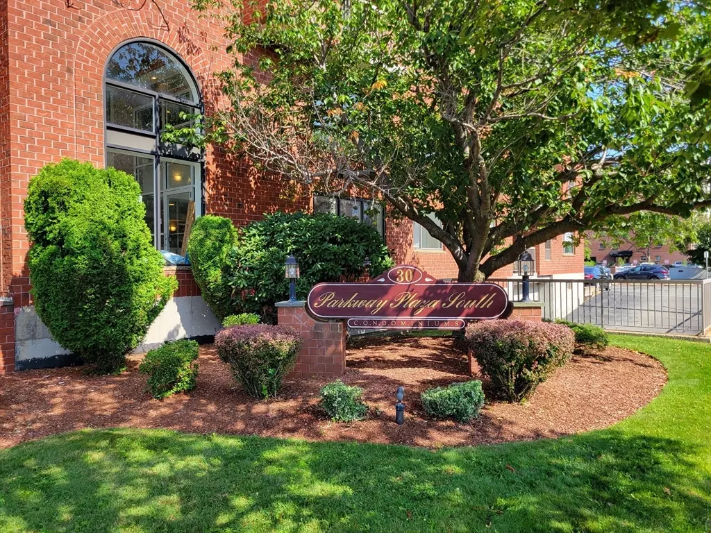 Medford, MA 02155,30 Revere Beach Parkway #207