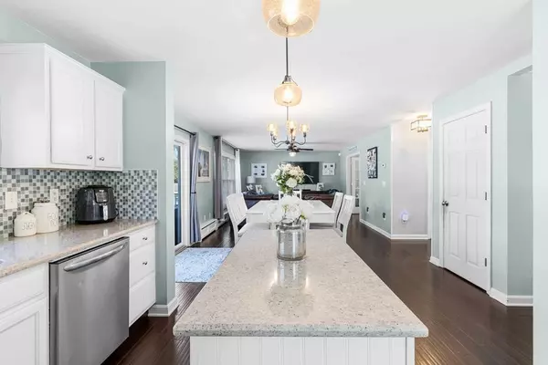 Dighton, MA 02715,2060 Manomet Ave