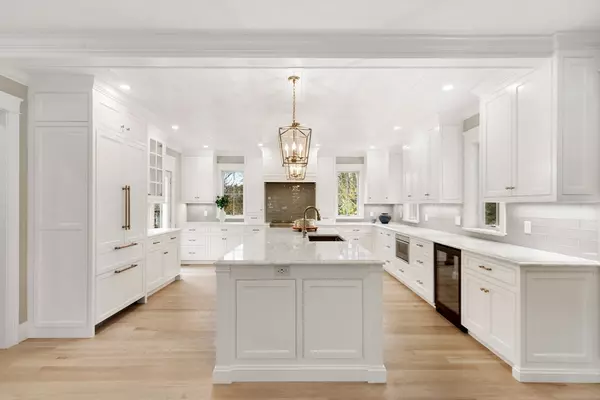 Lexington, MA 02421,6 Revolutionary Road