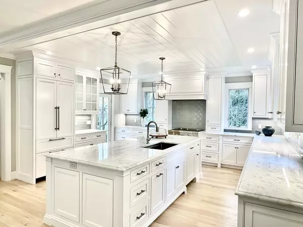 Lexington, MA 02421,6 Revolutionary Road