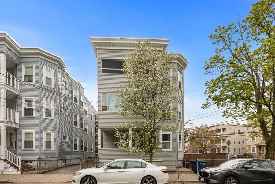 5 Magnus Ave #1, Somerville, MA 02143
