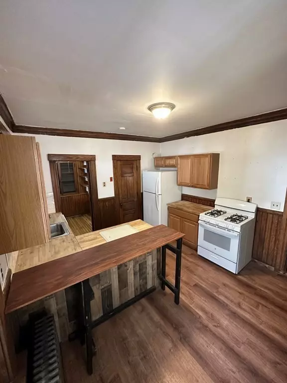 Worcester, MA 01610,130 Vernon Street #1