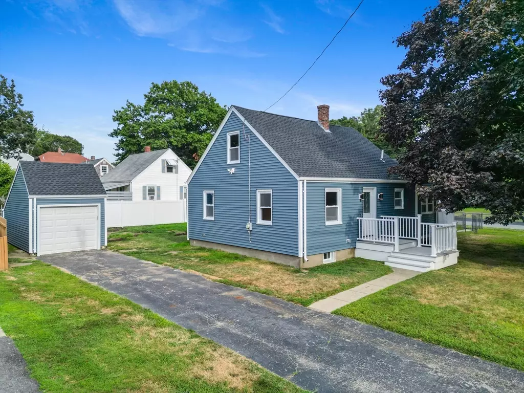 Fairhaven, MA 02719,389 Sconticut Neck Rd