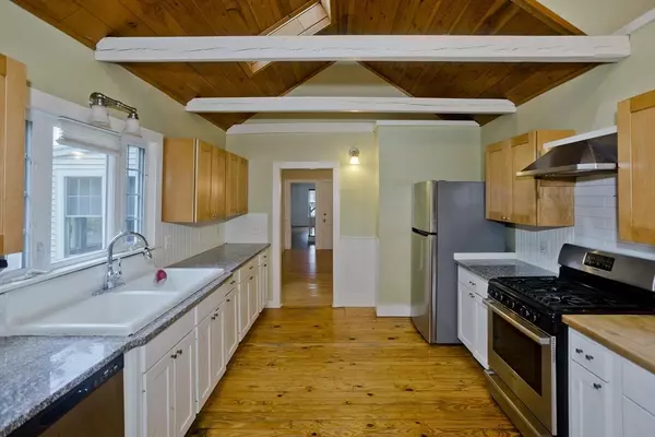 South Hadley, MA 01075,17 Woodbridge