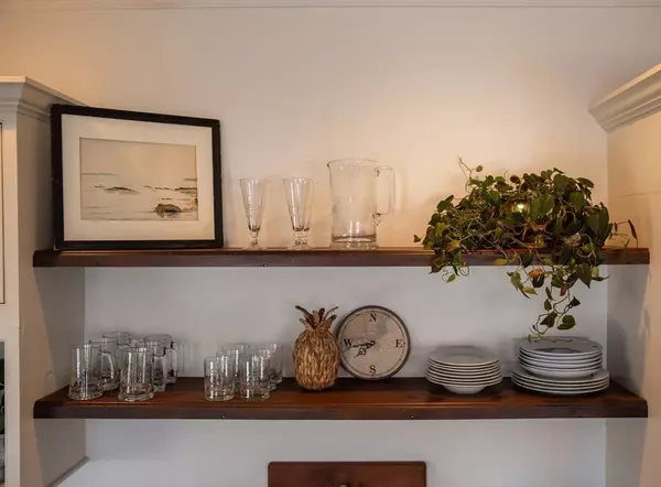 Gloucester, MA 01930,8 Angle Street #C