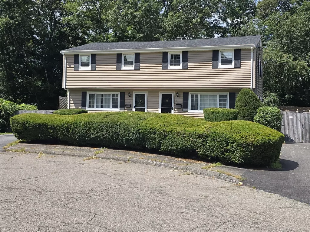 Randolph, MA 02368,13 Robert Arey Drive #13