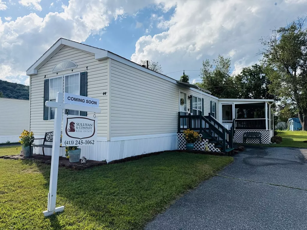 Monson, MA 01057,268 Palmer Rd #44