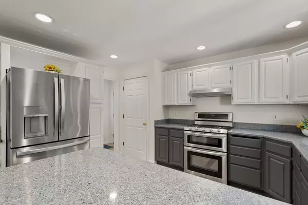 Natick, MA 01760,15 Penobscot Road