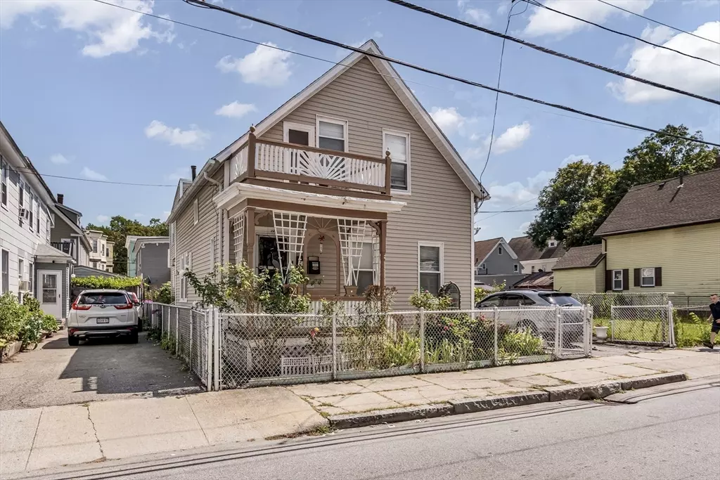 Lawrence, MA 01841,141 Spruce St