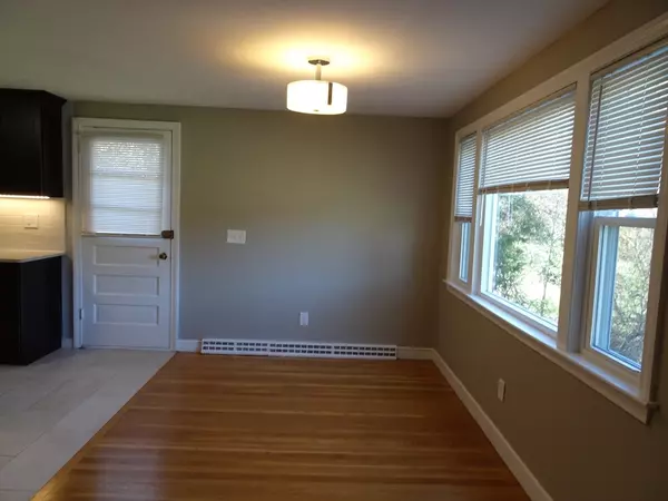 Burlington, MA 01803,2 Lantern Ln