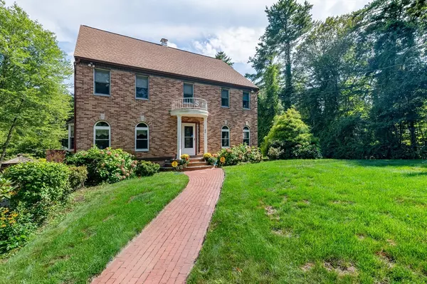 Carver, MA 02330,40 Pleasant Street