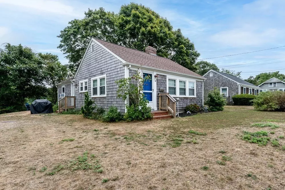 Yarmouth, MA 02673,10 Standish Way