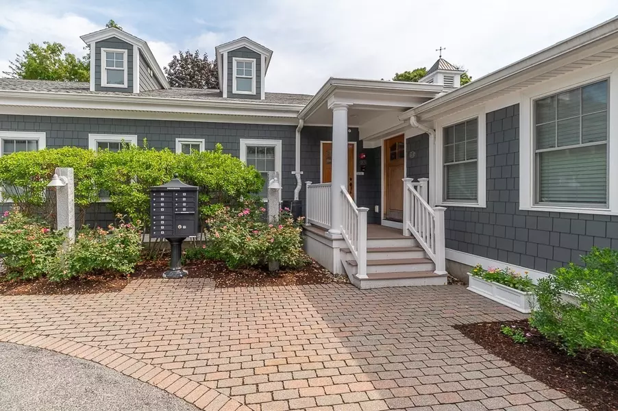 16 Green #9, Ipswich, MA 01938