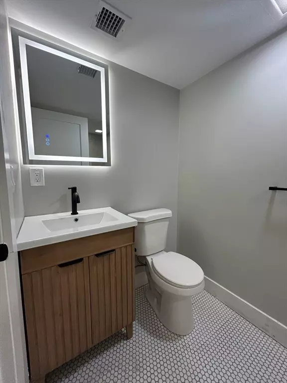 Boston, MA 02120,35 Delle Ave #2
