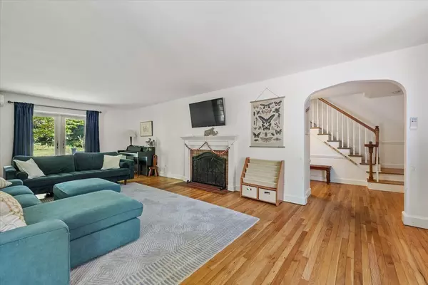 Sturbridge, MA 01566,8 Shepard Pl