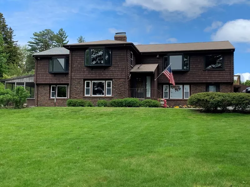 39 & 41 Woodbury St, Beverly, MA 01915
