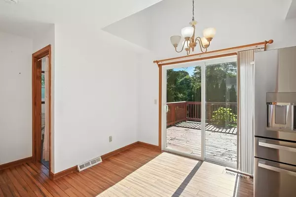 Westfield, MA 01085,53 Bristol Street