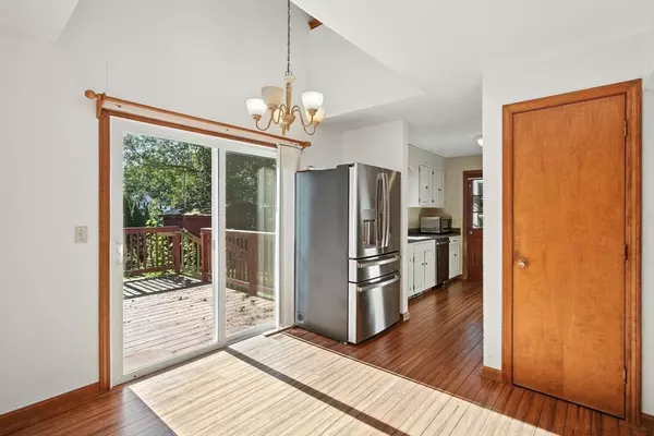 Westfield, MA 01085,53 Bristol Street