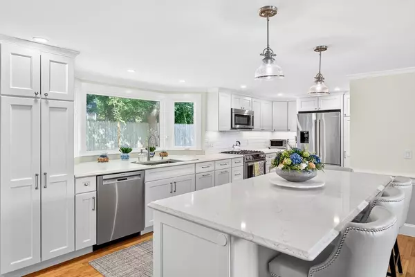 Yarmouth, MA 02664,11 Todd Rd