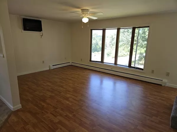 Worcester, MA 01604,26 Alameda #1