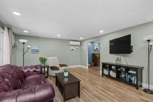 Rockland, MA 02370,47 Forest St #47