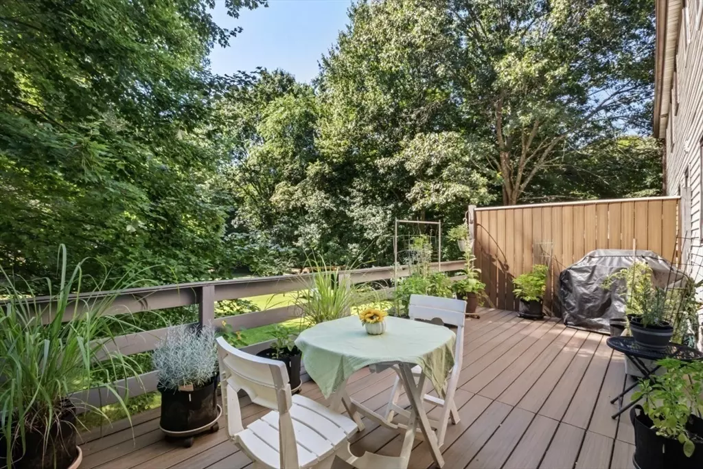 Rockland, MA 02370,47 Forest St #47