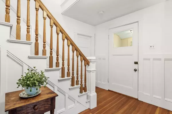 Sharon, MA 02067,6 Grove Street