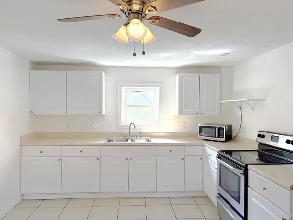 Oxford, MA 01537,680 Main St