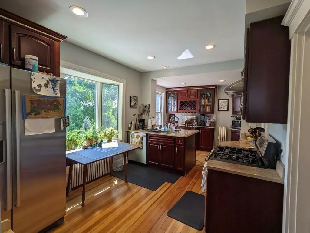 Newton, MA 02467,51 Algonquin #1