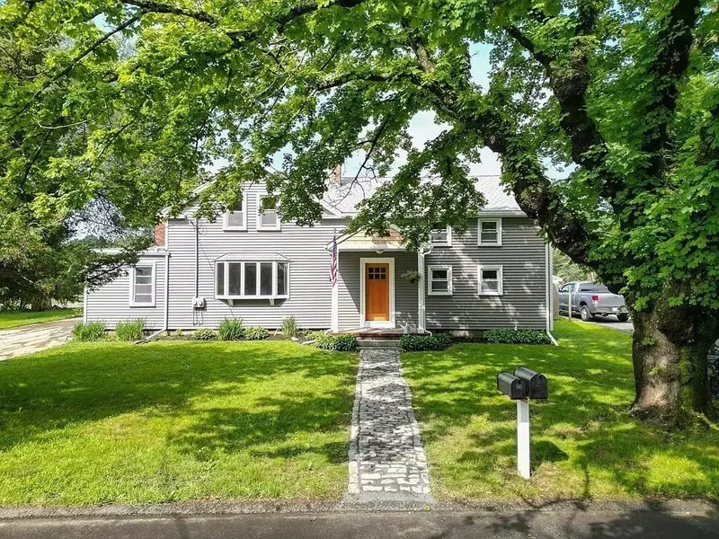37 Wing Lane #2, Acushnet, MA 02743