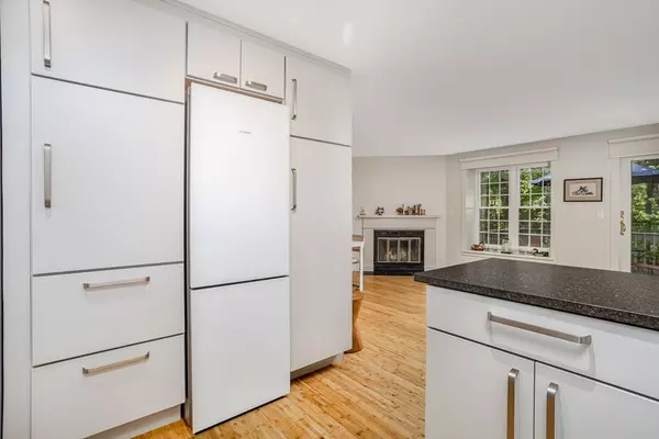 Clinton, MA 01510,313 Ridgefield Cir #B