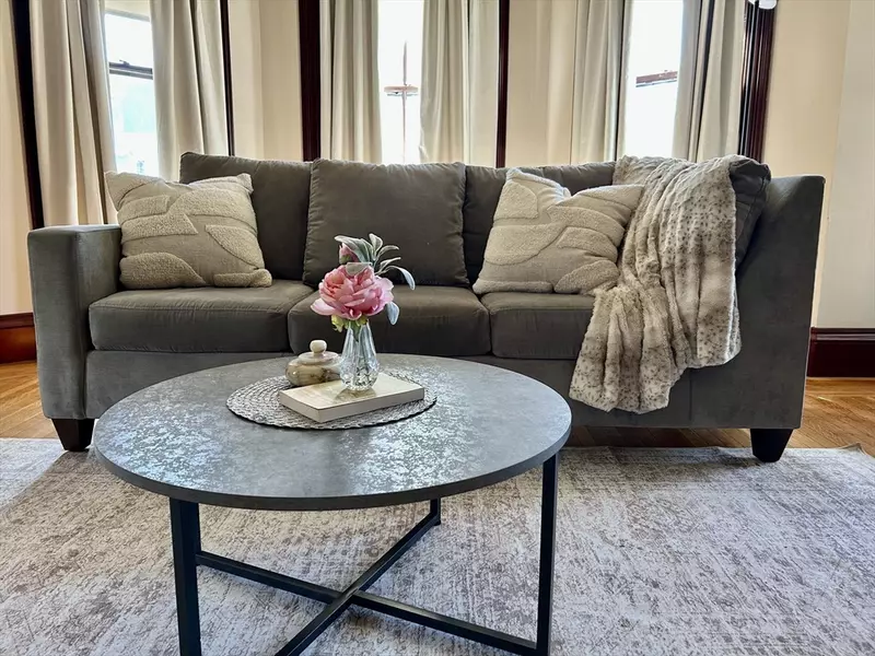 25 Harley Street #1, Boston, MA 02124