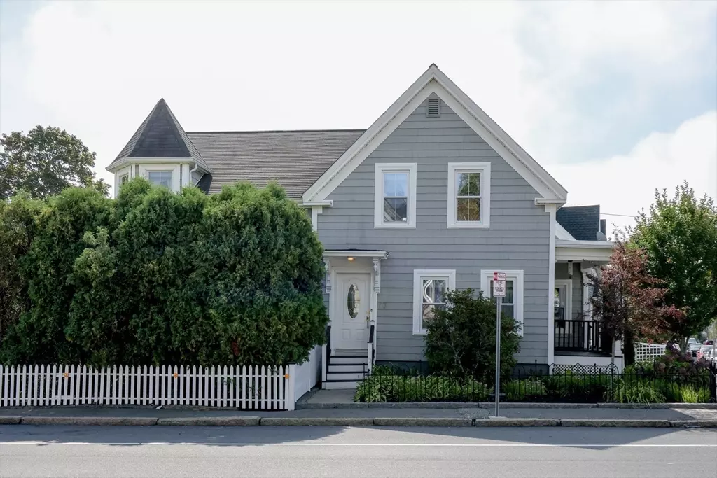 Gloucester, MA 01930,73 Eastern Avenue