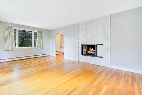 Methuen, MA 01844,3 Errico Lane