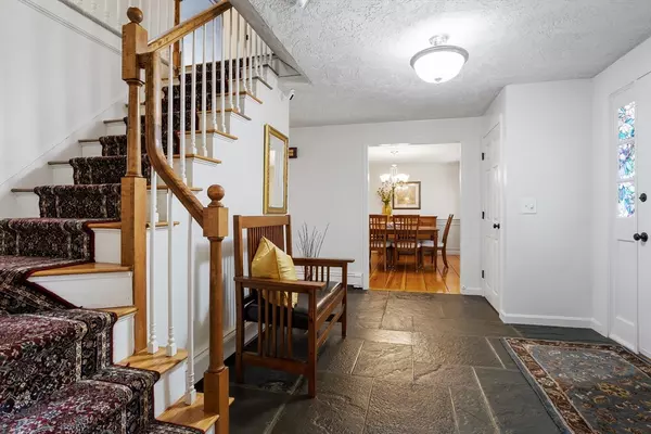 Acton, MA 01720,16 Silver Hill Rd