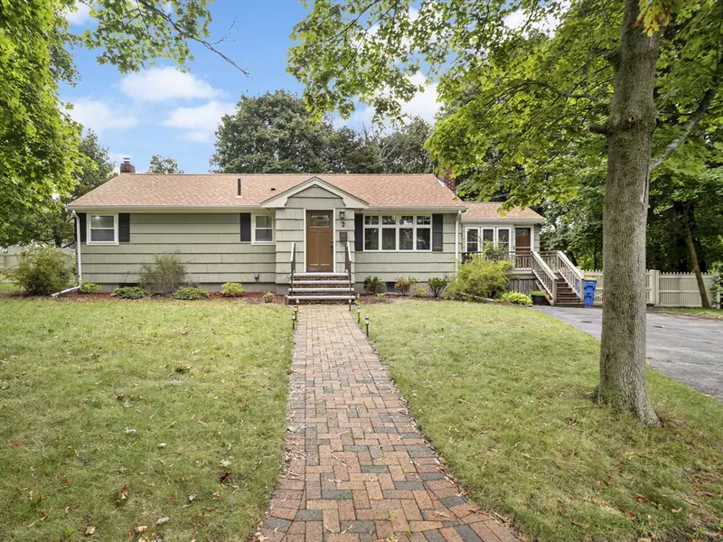 2 Smith Rd, Randolph, MA 02368