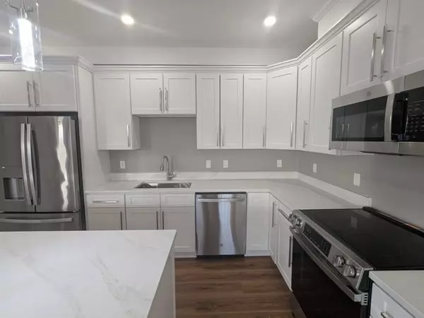 Lynn, MA 01902,13 Nahant Street #4A