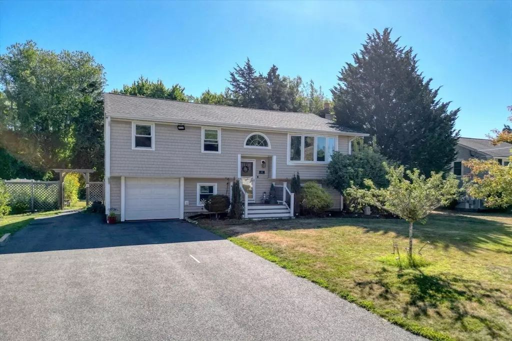 Marshfield, MA 02050,22 Marshview Dr