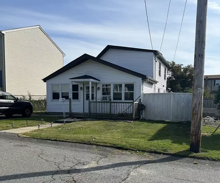 343 Ludlow St, Fall River, MA 02721
