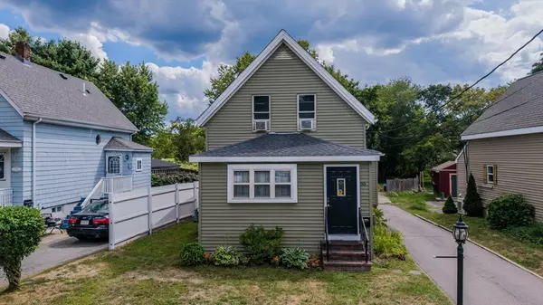 Taunton, MA 02780,55 Hart St